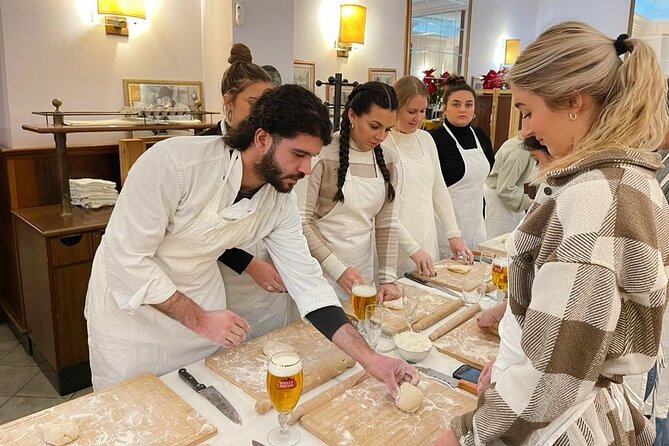 Pasta Cooking Class With Pesto Sauce Making in Rome City Center - Customer Feedback and Ratings