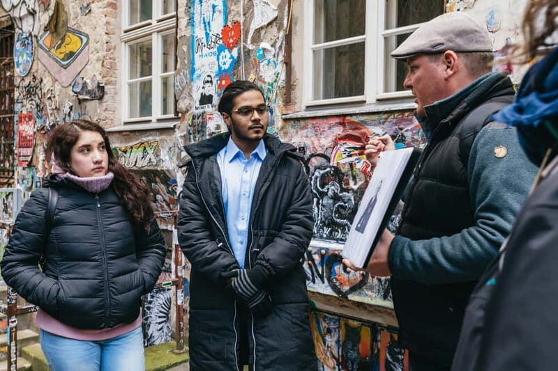 Path of Resistance: Berlins Hidden Holocaust Stories - FAQ