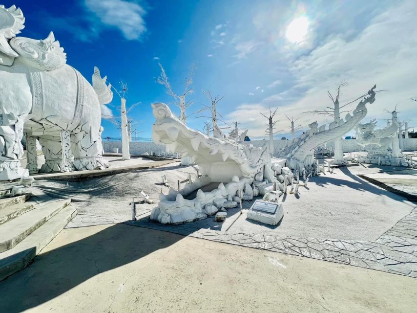 Pattaya: Frost Magical Ice of Siam - Tourist Entry Ticket - Included Amenities and Inclusions