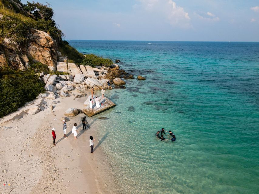 Pattaya: Full-Day 2 Islands Yacht Trip With Lunch and Sunset - Sunset Views