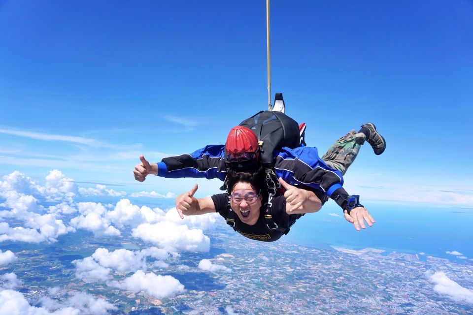 Pattaya: Skydive From 13,000 Feet With Hotel Transfers - Getting to the Skydive Site