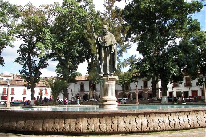 Patzcuaro & Janitzio Tour - Exploring Janitzio Island