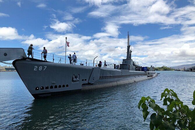 Pearl Harbor Shuttle from Waikiki - An In-Depth Look at the Experience