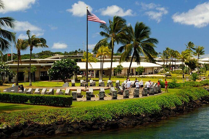 Pearl Harbor USS Arizona Memorial - An Honest Look at the Pearl Harbor USS Arizona Memorial Tour