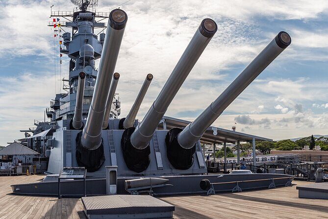 Pearl Harbor USS Arizona Memorial and Battleship Missouri - Key Points