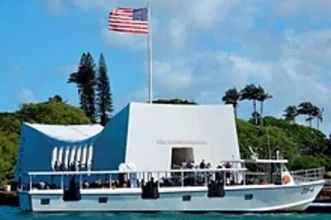 Pearl Harbor USS Arizona Memorial Tour from HNL Airport - Group Size and Accessibility