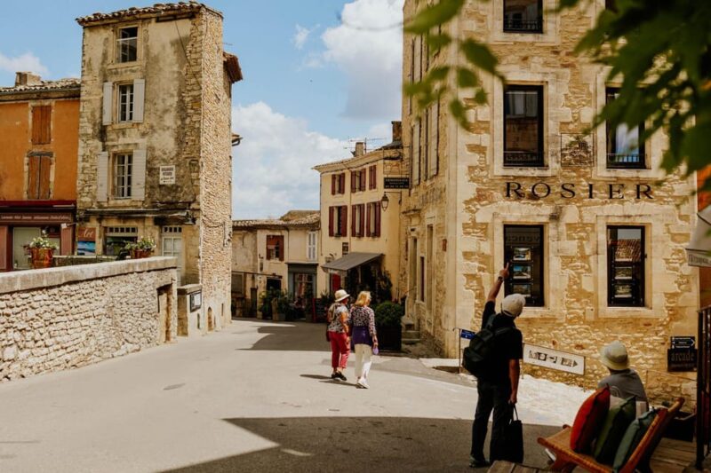 Pearls of Luberon: Gordes, Rousillon & Senanque Private Trip - Experience Details