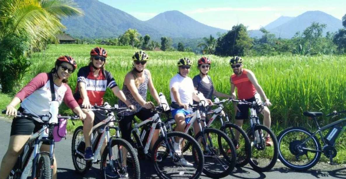 Pedal Bike Through Rice Terraces, Forests and Lawang Caves - Key Points