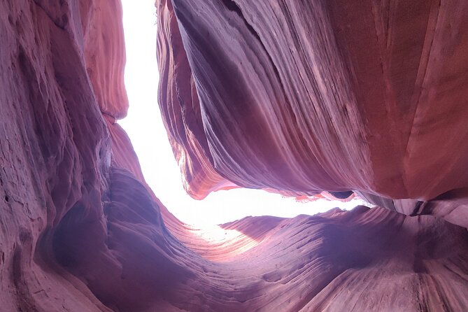 Peek-A-Boo Slot Canyon Tour UTV Adventure (Private) - Meeting and End Points