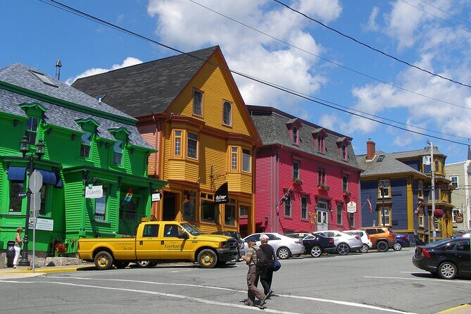 Peggy's Cove, Queensland Beach, Mahone Bay, Lunenburg 8hr - Who Should Book This Tour