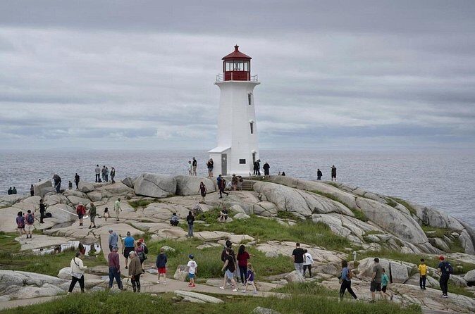 Peggys Cove Tour in Private Vehicle - Authentic Experiences and Tips