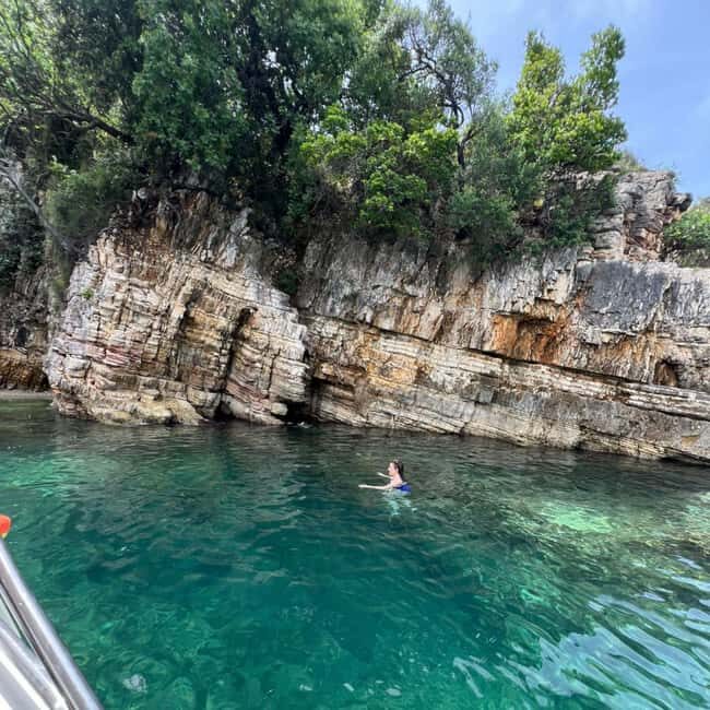 Pelagic Boat Tour7 destinations:drink+Snorkel+Umbrella - The Reviewers Say It Best