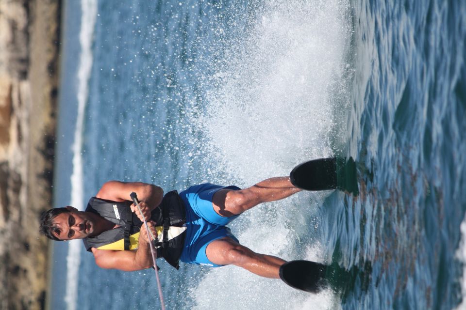 Pêra Frame: 10-Minute Water Ski Adventure Ride - Experience Highlights