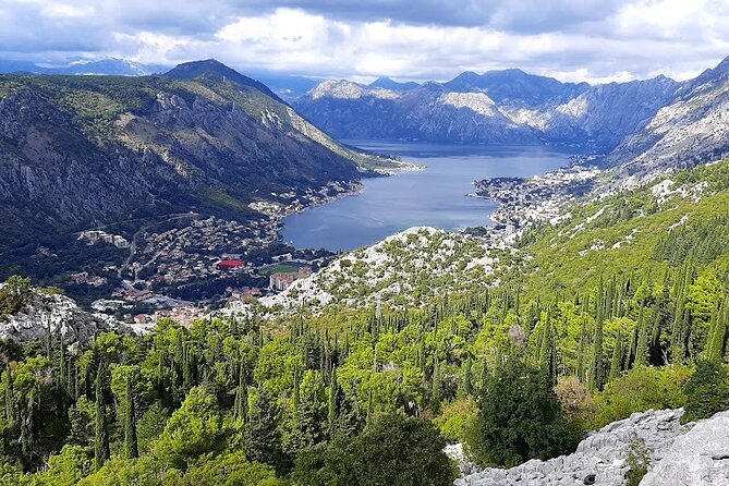 Perast Tour & Panoramic Views of Kotor, Photobreaks and Free Time - Learning About Perasts Captivating History