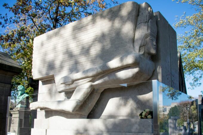 Père Lachaise Cemetery Tour, Tales From the Graves & Crepes - Ask Away