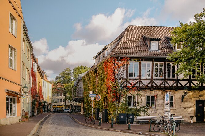 Personal Travel & Vacation Photography Walking Tour in Hannover - Meeting Point and End Point