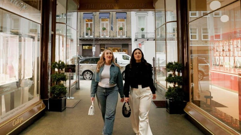 Personalised Shopping Tour with Expert Fashion Stylist - Key Points