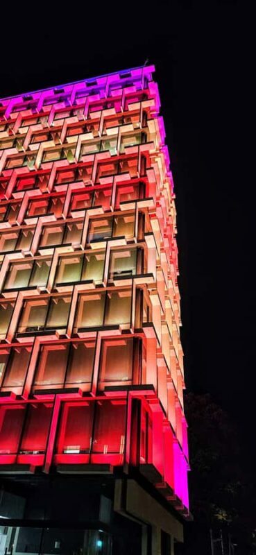 Perth: City of Lights Tour with Dessert - Wrapping It Up