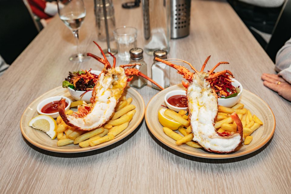 Perth: Pinnacle Desert Sunset and Stargazing With Dinner - Frequently Asked Questions