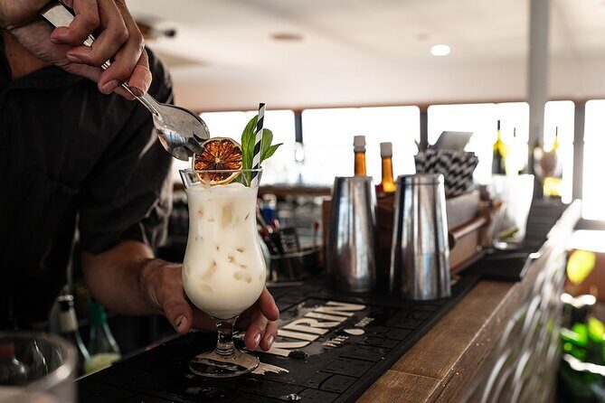 Perth Swan River Lunch Cruise - Exploring the Perth Swan River Lunch Cruise in Detail