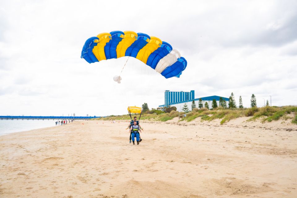 Perth: Tandem Skydive Over Rockingham Beach - Directions