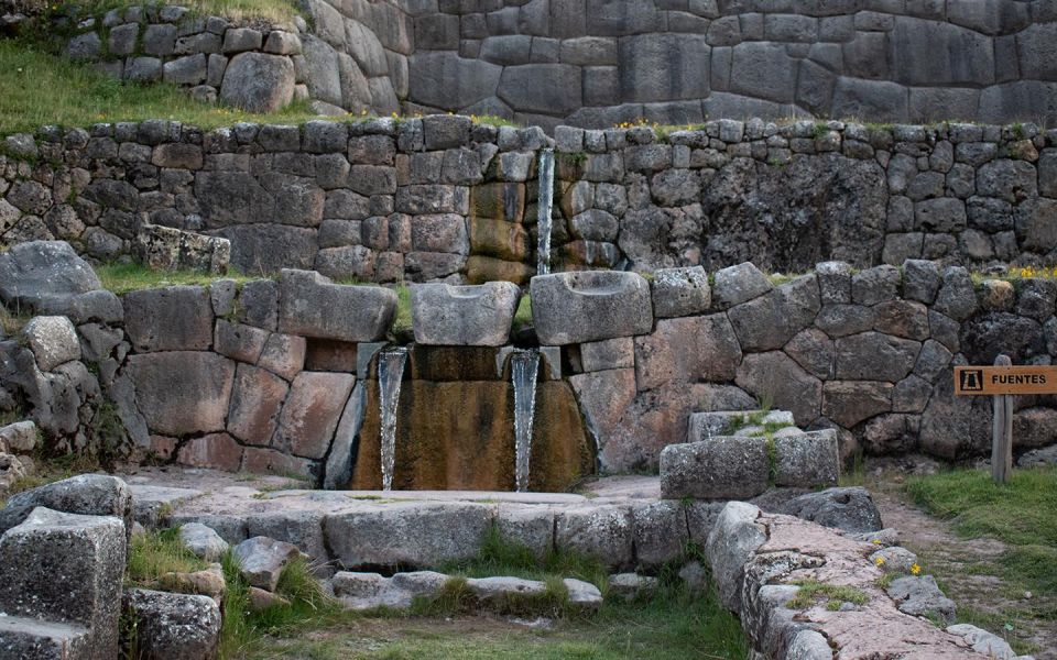 Peru in 5 Days: Lima, Paracas, Huacachina and Machupicchu - Cusco and Machu Picchu