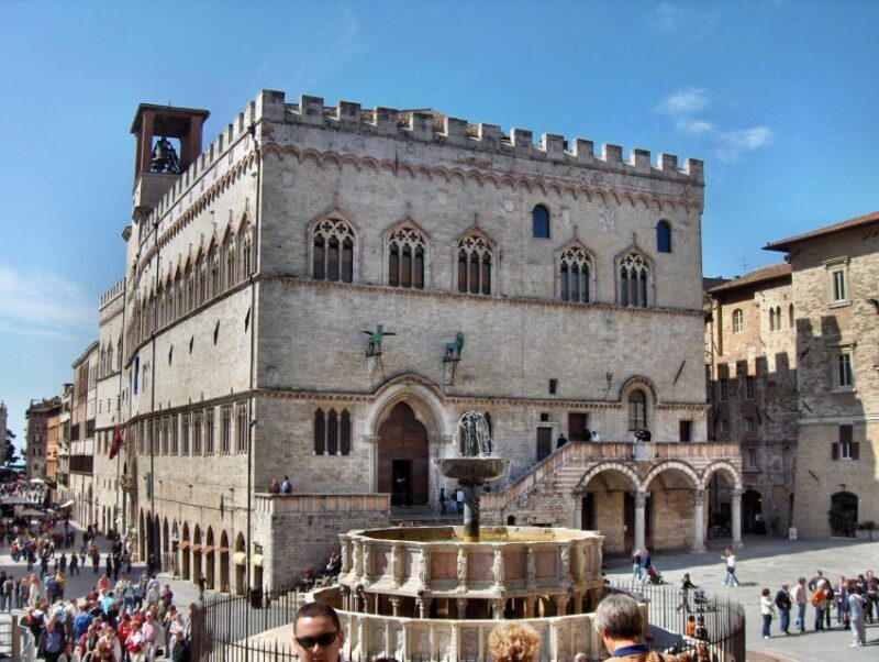 Perugia: City Private Walking Tour and food tasting - Value & Cost Analysis