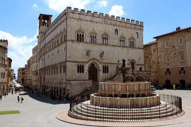 Perugia, from the Etruscans to the Middle Ages and the Renaissance Private Tour - A Closer Look at the Tour Experience
