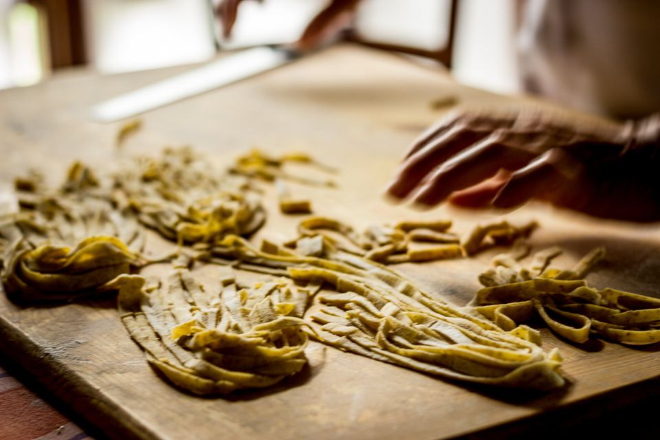 Pesaro: Pasta & Tiramisu Cooking Class at a Local's Home - Getting to the Cooking Class