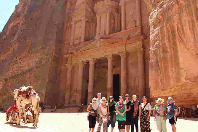 Petra Tour From Sharm by Cruise - Delicious Local Lunch