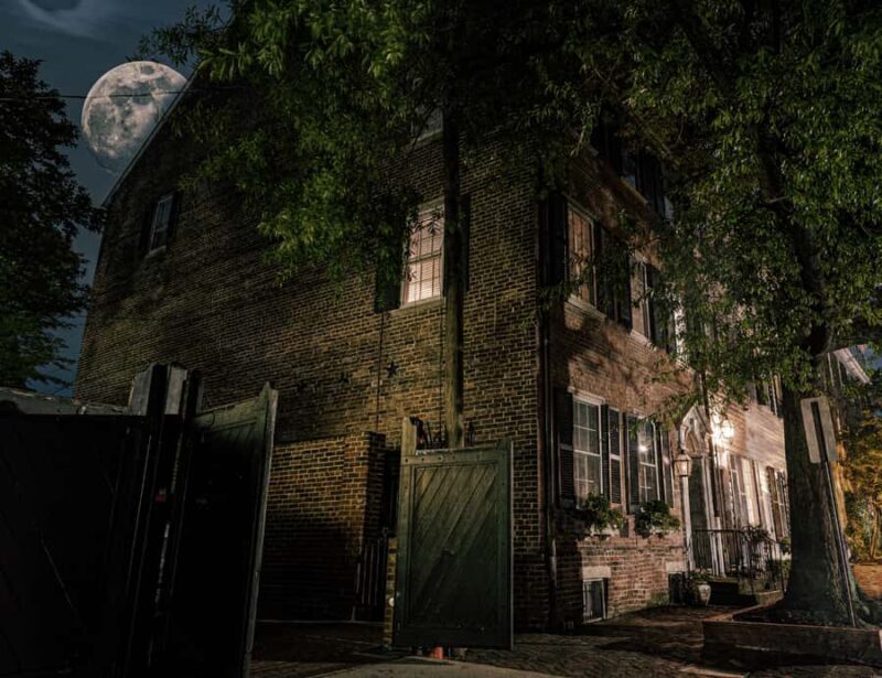 Phantoms of the Potomac: Old Town Alexandria Ghost Tour - Cost and Value