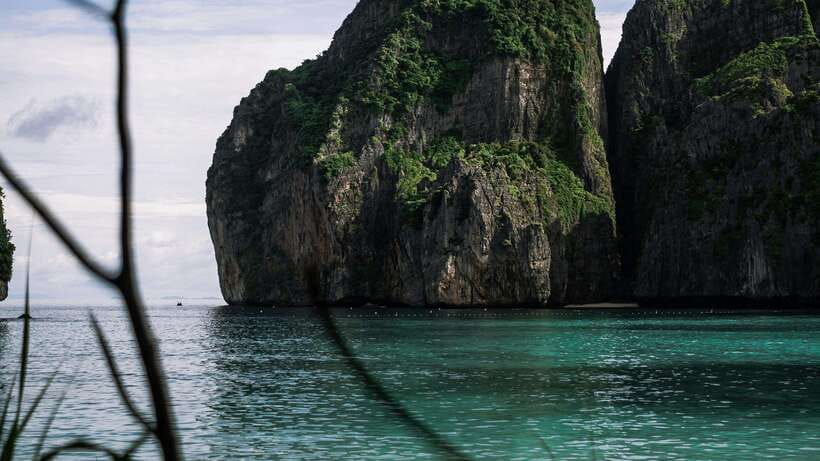 Phi Phi: Exclusive Full Day Longtail Boat to 7 Islands - Discover Pristine Beaches and Natural Attractions