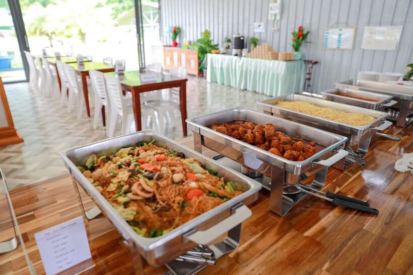 Phi Phi Highlight: Full-Day Island by Speedboat or Catamaran - Frequently Asked Questions