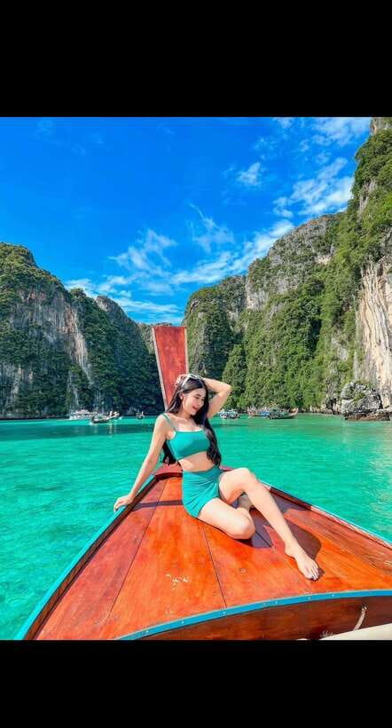 Phi Phi Island : Luxury Private Wooden Boat Rental - Visiting Pileh Lagoon, Loh Samah Bay, and Maya Bay