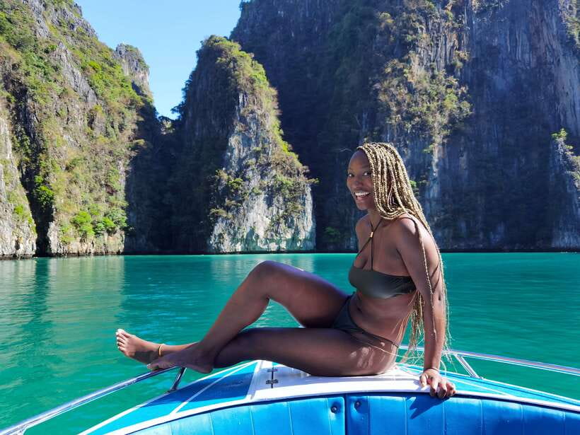 Phi Phi: Private Speedboat Tour With Maya Bay and Snorkel - Tour Overview