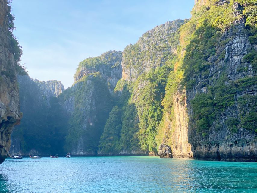 Phi Phi: Sunrise & Beat The Crowds to Maya Bay by Speedboat - Secret Snorkeling Spot