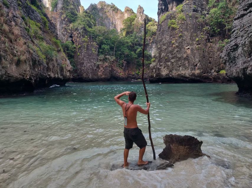 Phi Phi: Sunrise Private Long-Tail Boat Tour With Breakfast - Loh Sama Bay Visit
