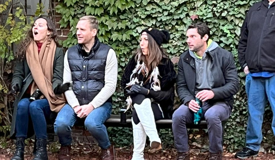 Philadelphia: Comedy Magic Walking Tour With a Guide - Comedic Performances