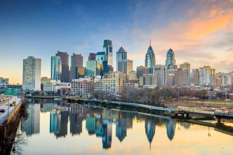 Philadelphia: Private custom tour with a local guide - Key Points