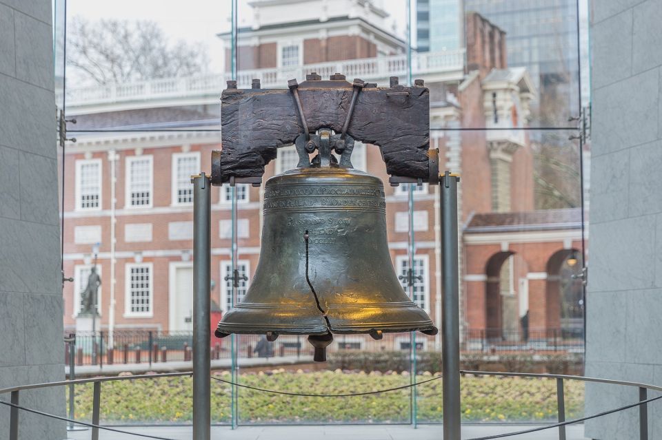 Philadelphia: Revolutionary Walk Through Historic Old City - Guided by a Unique Storyteller
