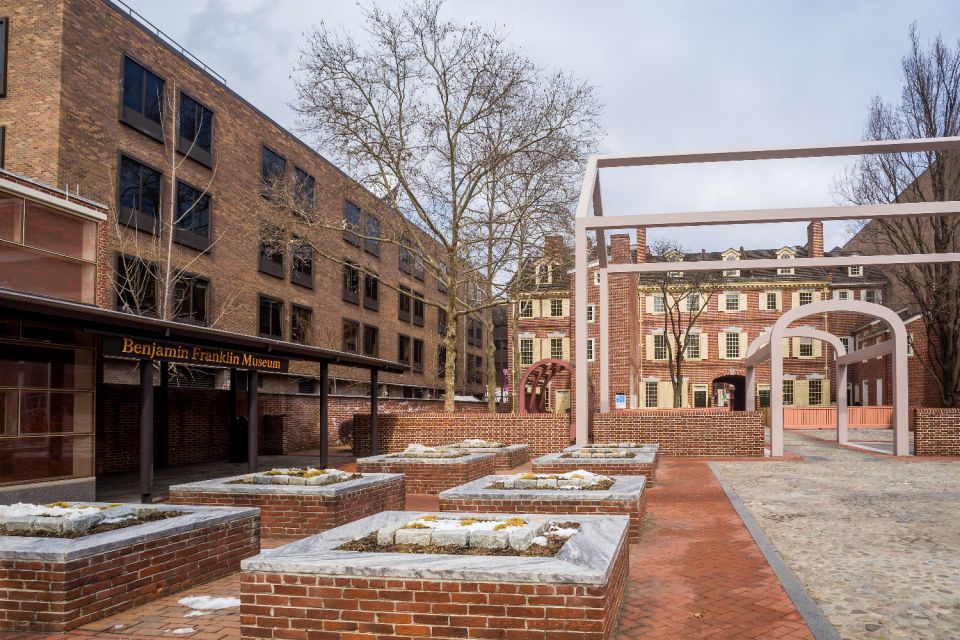 Philadelphia: Self-Guided Walking Audio Tour - Key Features