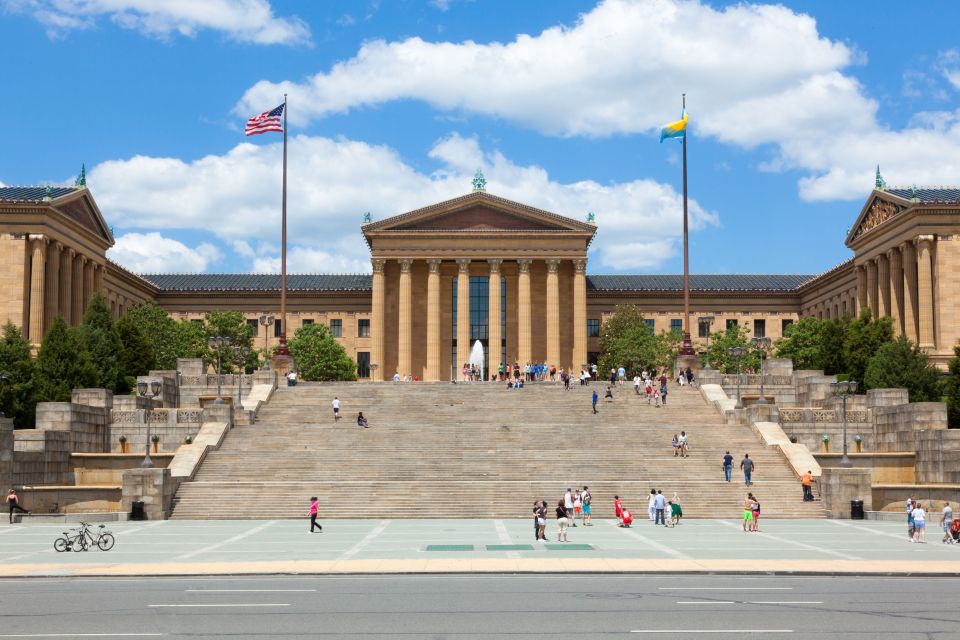 Philadelphia: Small Group Tour W/ Liberty Bell & Cheesesteak - Panoramic City Tour