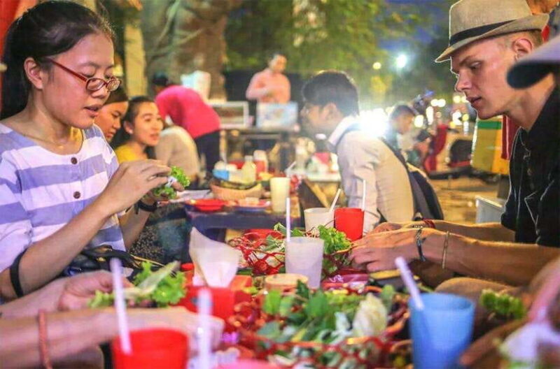 Phnom Penh: 9 Exciting Spots Evening Tuk-Tuk Tour - The Sum Up