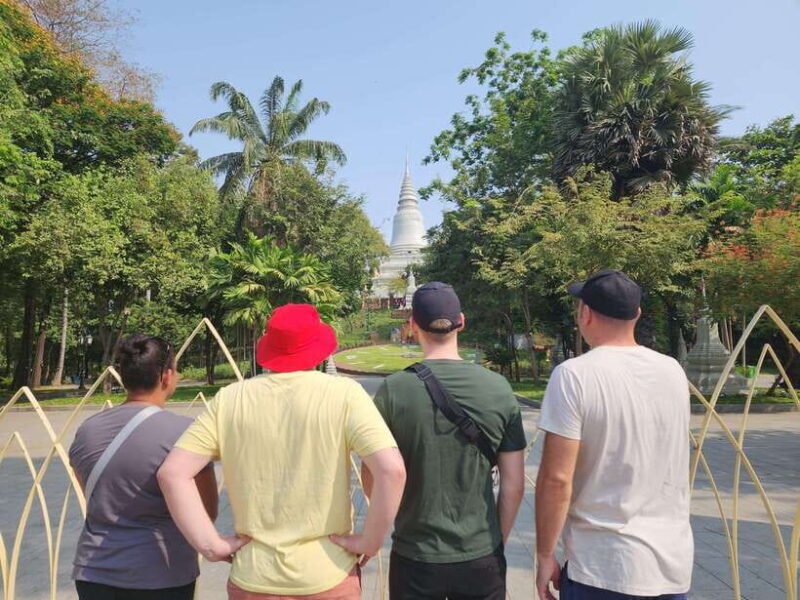Phnom Penh: City Tour with S21 and Killing Fields - Final Reflection