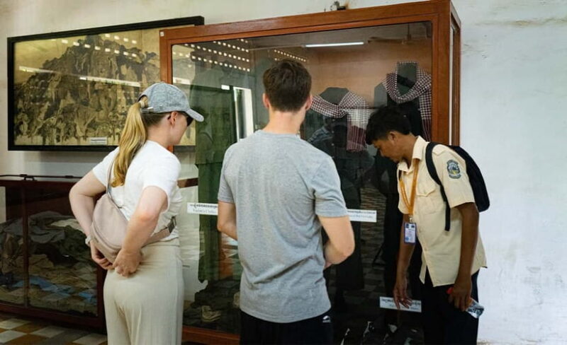 Phnom Penh Historical Sites Tour by Tuk Tuk - A Practical Guide to the Phnom Penh Tuk-Tuk Tour