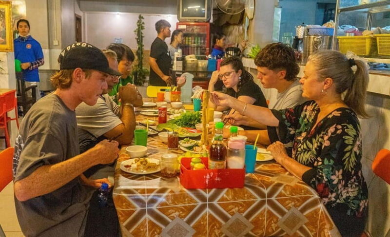 Phnom Penh: Night Foodie Tour by Tuk Tuk with Drinks - Who Will Love This Tour?
