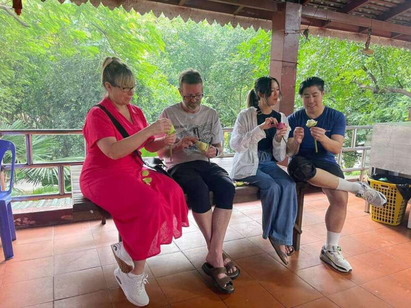 Phnom Penh: Royal Palace, S21, Killing Fields & More Tour - Key Points