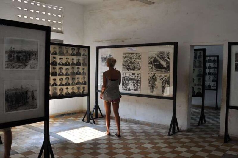 Phnom Penh :S21 Tuol Sleng Museum & Killing Field with Lunch - What Reviewers Say