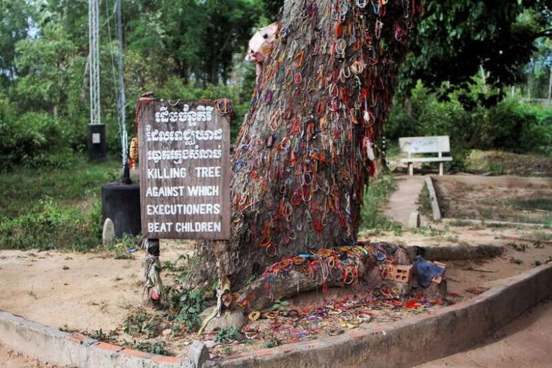 Phnom Penh :S21 Tuol Sleng Museum & Killing Field with Lunch - FAQ