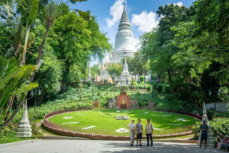 Phnom Penh: Sunset Cruise & Evening City Tour by Tuk Tuk - FAQ